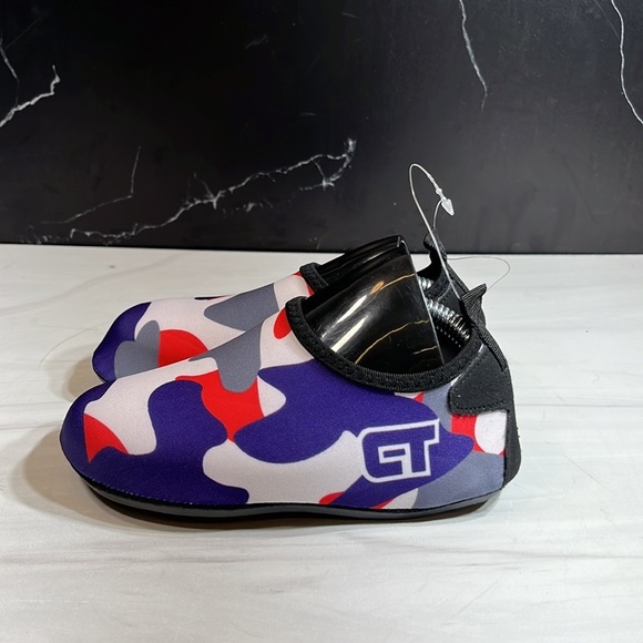 CT Kid’s Water Shoe Purple/Gray sz 10/11 - Picture 2 of 7